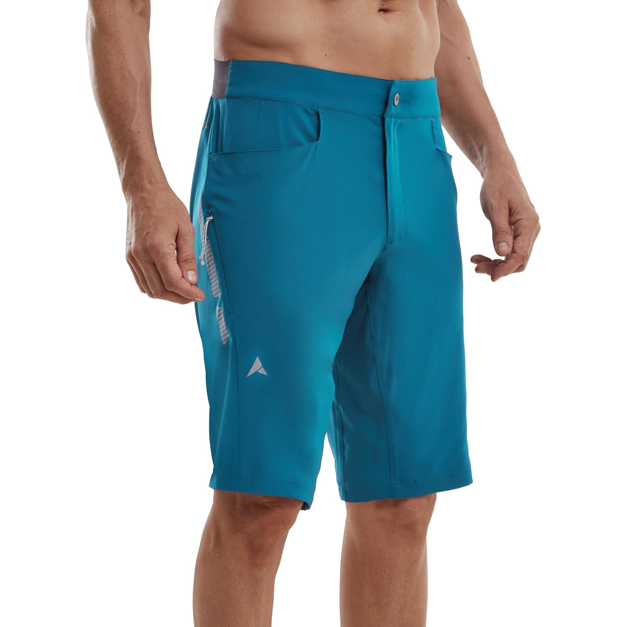 Lightweight bike hot sale shorts