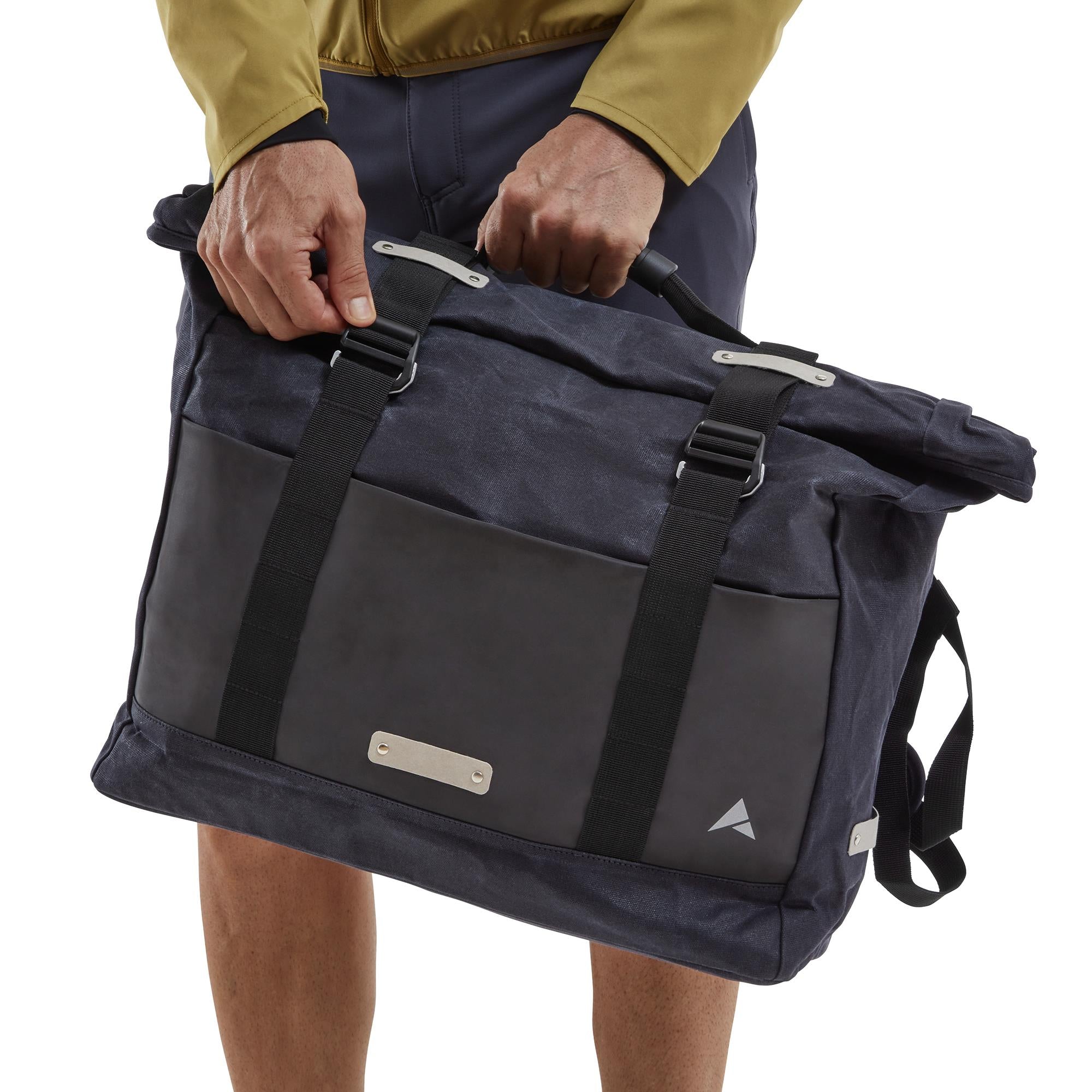 Cycling store messenger bag